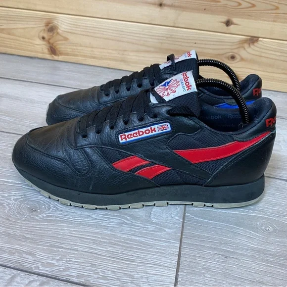 Reebok Classics Red and Blue Leather Trainers - Size 9 - Picture 3 of 8